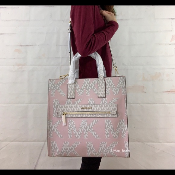 Michael Kors Kenly Large NS Tote And Wallet - Picture 3 of 11